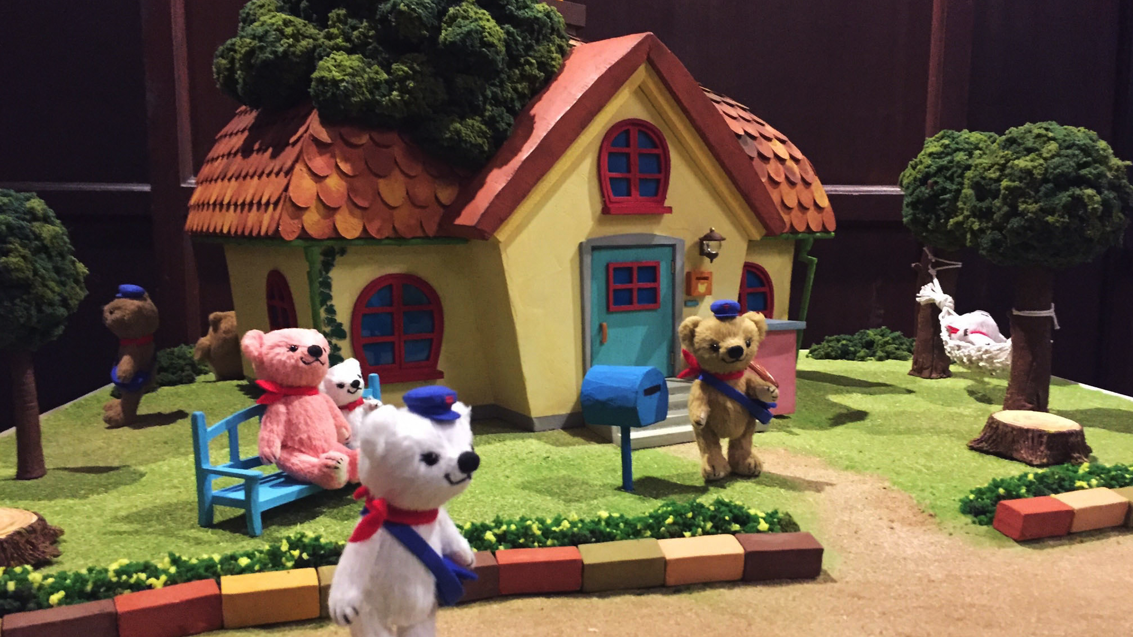 【ジオラマ制作／クレイアート】<br>ポスくまの家と郵便局_東京駅JPタワー「KITTE」展示用ジオラマアート