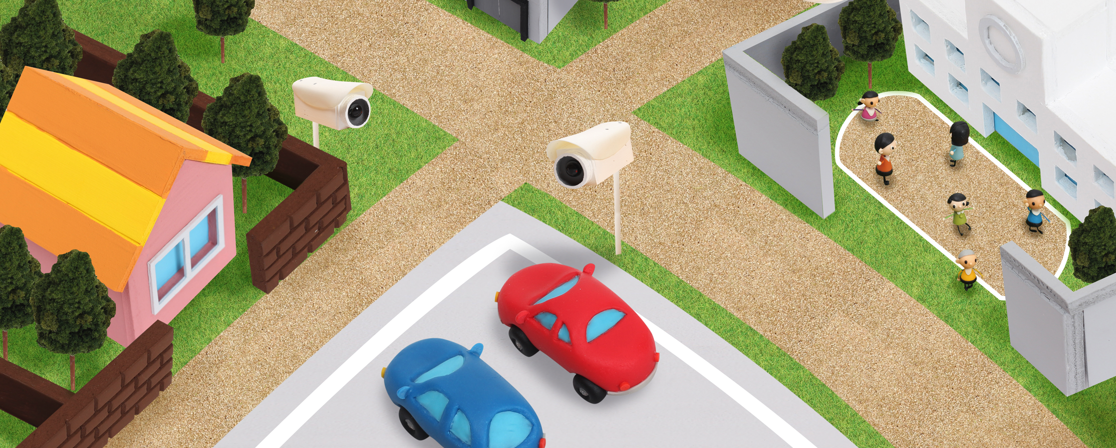 【クレイアート／粘土立体イラスト】ひまわりネットワーク<br>新聞広告 5月号 “防犯カメラと地域の安全” ビジュアル制作