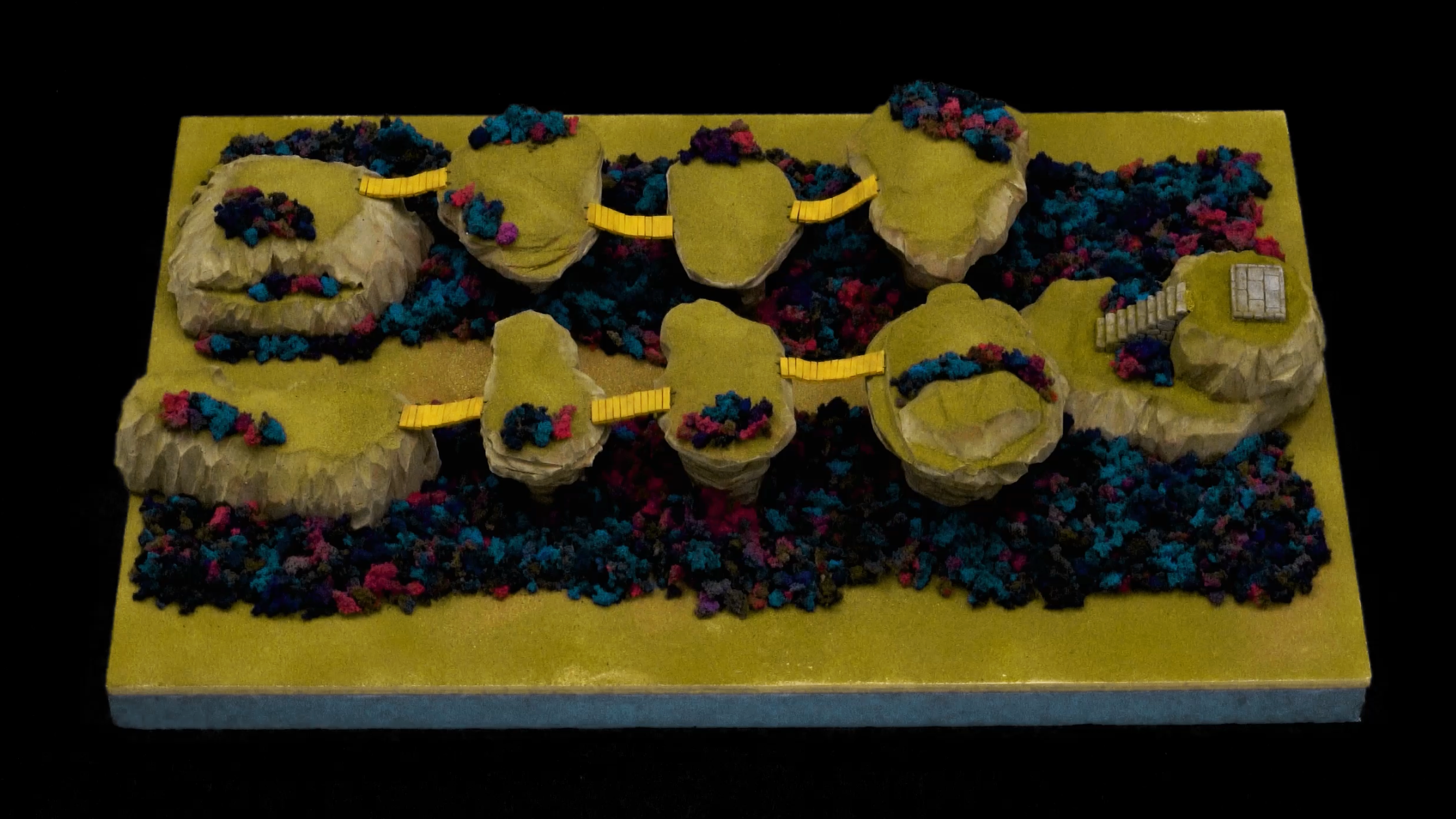 【ジオラマ制作／クレイアート】<br>FANTASIAN（FANTASIAN Neo Dimension） 古代の丘・岩柱の道｜ゲーム空間美術